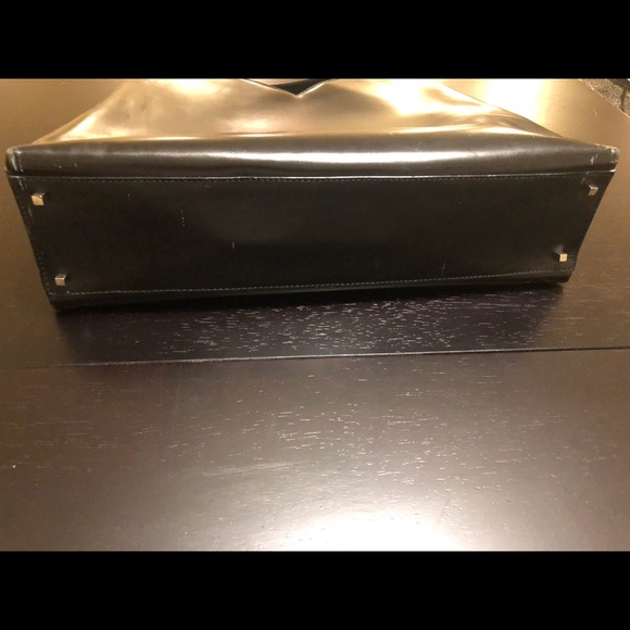 💯Authentic SALVATORE FERRAGAMO - Picture 7 of 8